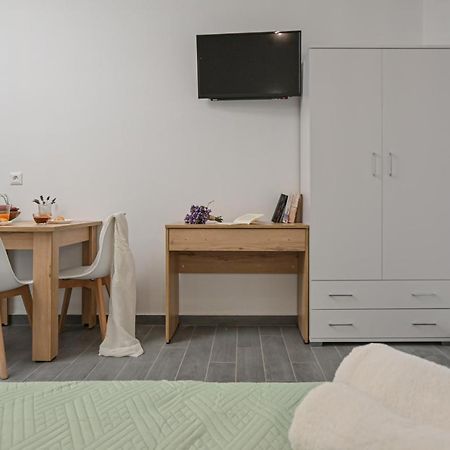 Vive Mare Plaka II 아파트 호텔 외부 사진